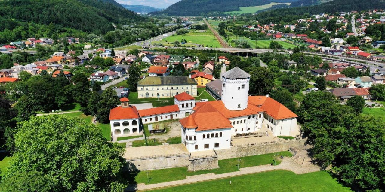 Park Borik 4You & Free Parking Zilina Luaran gambar