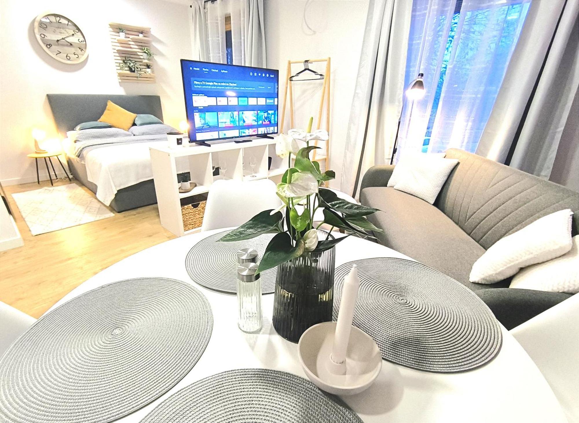 Park Borik 4You & Free Parking Zilina Luaran gambar